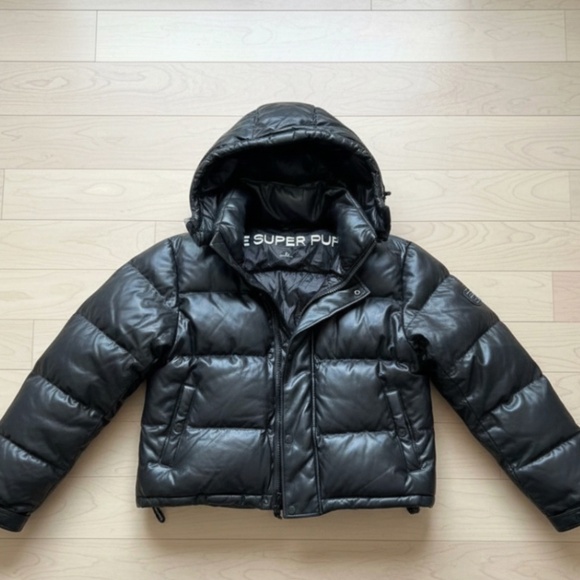 Aritzia | Superpuff Short Jacket Black - Picture 1 of 4